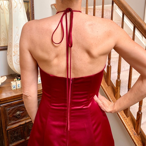 Burgundy Evening Gown - Picture 3 of 4